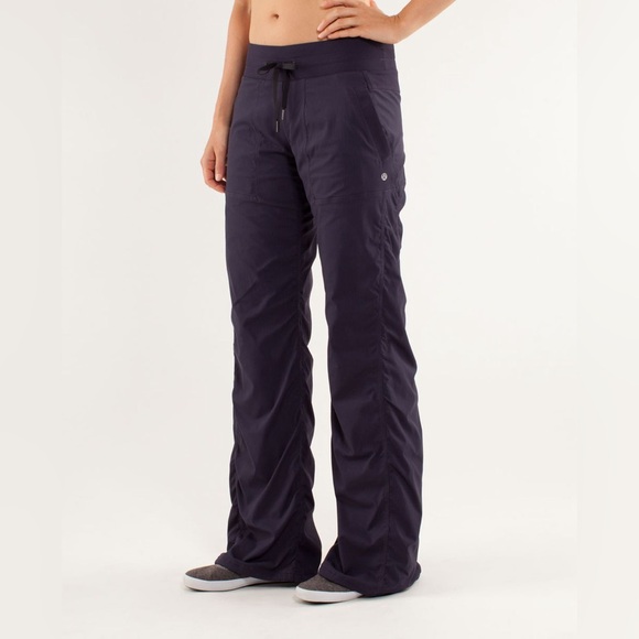 Lululemon Studio Pant II *Lined Black Swan Purple Size 8 - Picture 1 of 10